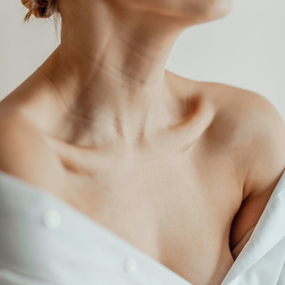decolletage 89